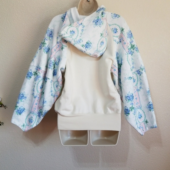 SELKIE Brooklyn Hoodie - Picture 5 of 12